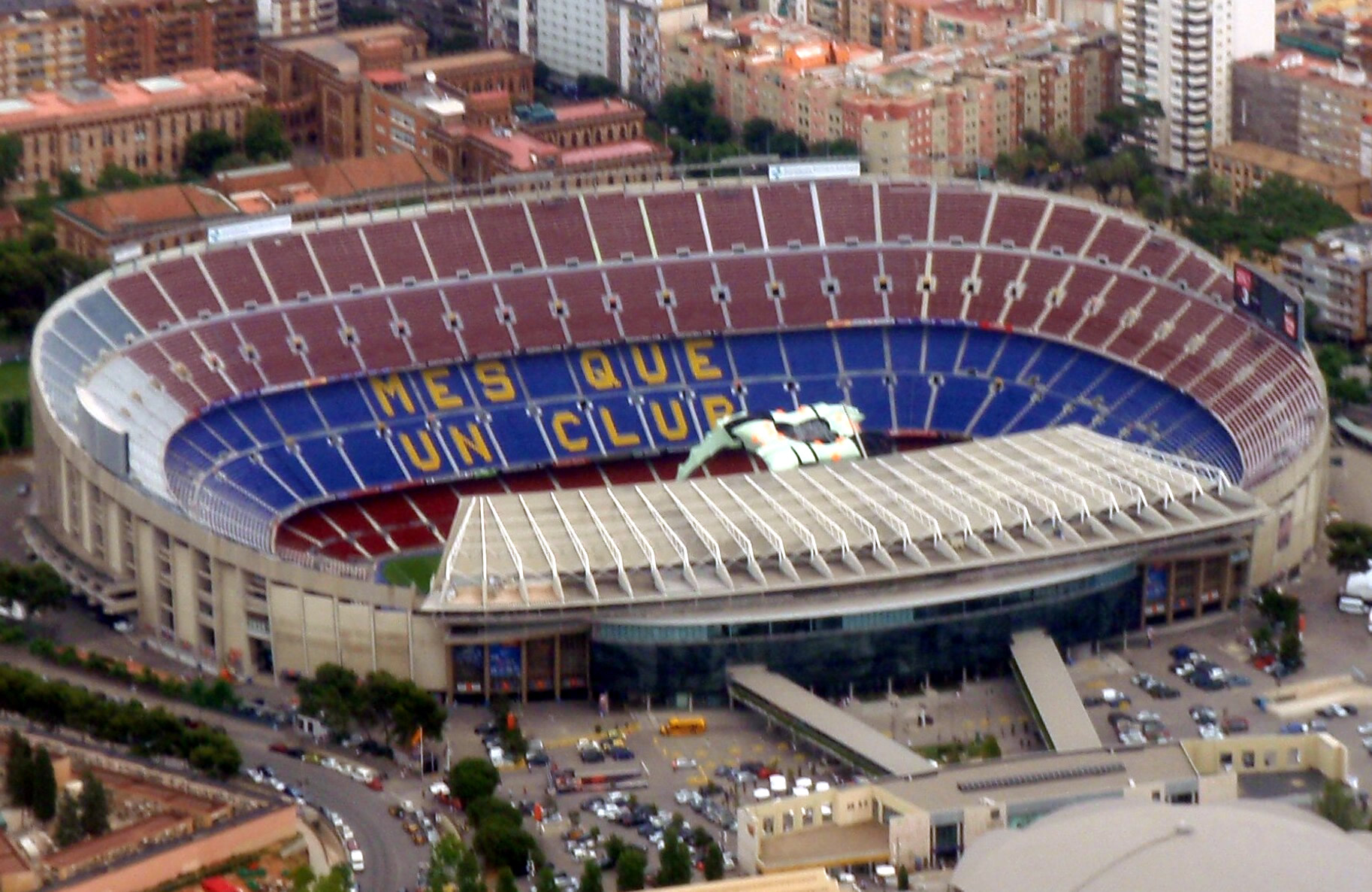 Nou Camp Stadyumu