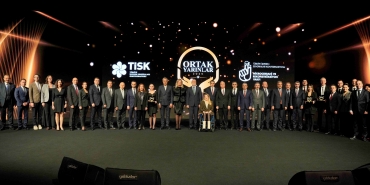 Akçansa’nın Yapay Resif projesine ‘Ortak Yarınlar’ ‘Yeşil Dönüşüm’ Ödülü