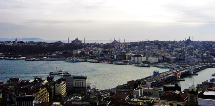 İstanbul'a, Roma modeli dönüşüm