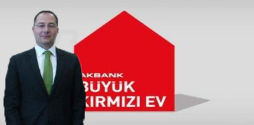 Akbank’ta dönüşüm desteğine katıldı