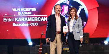 “Yılın müzisyen iş adamı ödülü” Dr. Erdal Karamercan’a