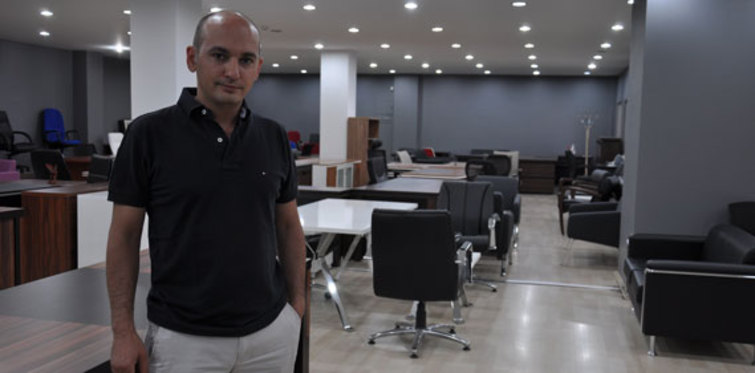 Merdivenaltı üretim ofislere de zehir saçıyor