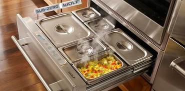 Sıcak yemeklerin sırrı Wolf ısıtma çekmecesinde saklı