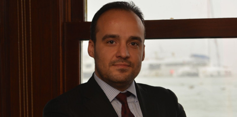 Binaların temeli büyük risk taşıyor