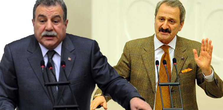 İki bakan, görevlerinden istifa etti