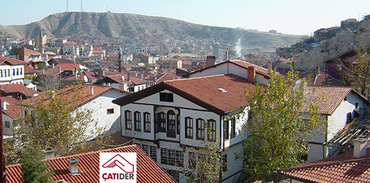 Yalıtımsız çatılar enerjimizin yüzde 30’unu tüketiyor