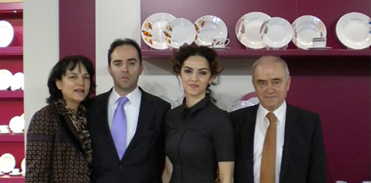Güral yeni tasarımları fuarda görücüye çıktı