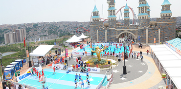 Vialand'da Balkan Çocuk Festivali düzenlendi