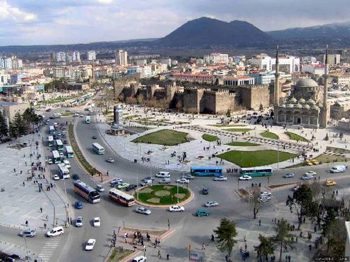 Kayseri’de icralık arsa