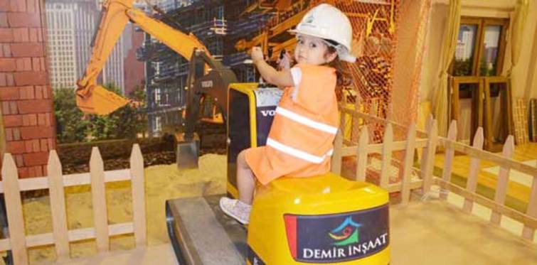 Demir İnşaat Minopolis'e sponsor oldu