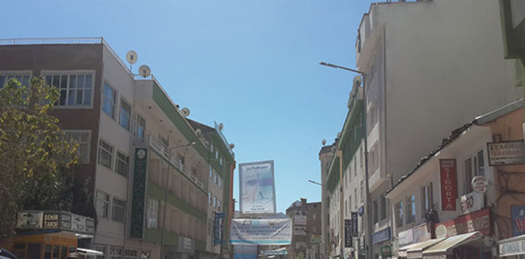 Polisan Barış Sokağı Hakkari'de