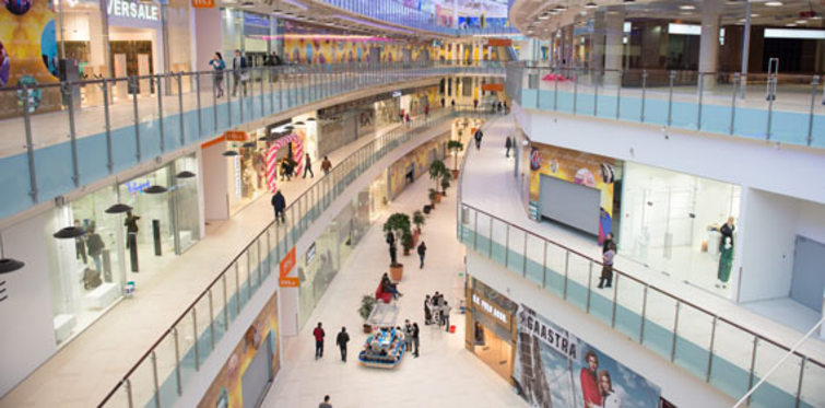 AVM ciroları yıl sonunda 70 milyarı geçer