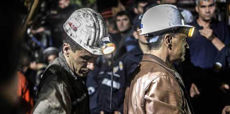 Soma konutlarında bürokrasi ancak aşıldı