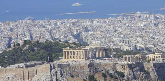 Atina'ya Uluslararası Yatırımcının İlgisi Yükseliyor