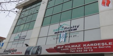 Show Realty'en yeni ofis