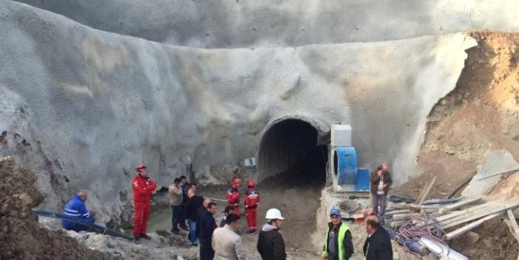 Çöken HES tünelinde bir işçi mahsur kaldı