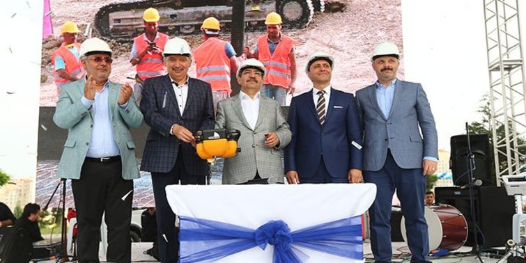 Kayaşehir Kapalı Pazar yerinin temeli atıldı