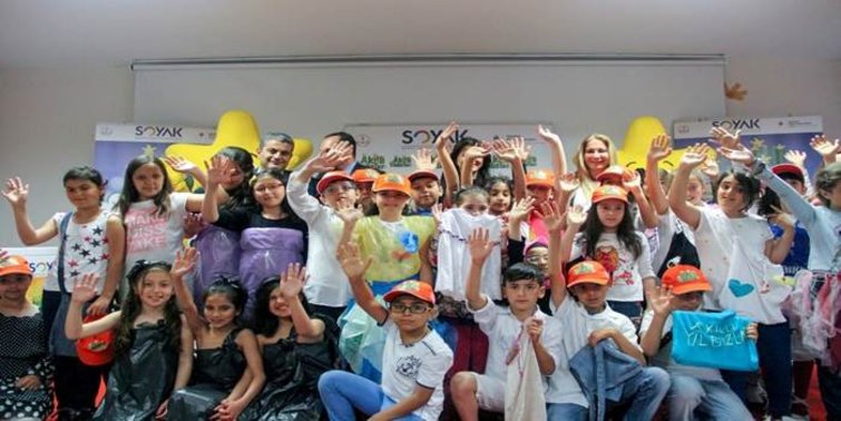 Akıllı Yıldızlar’dan ‘aydınlık ve temiz bir dünya’ sözü