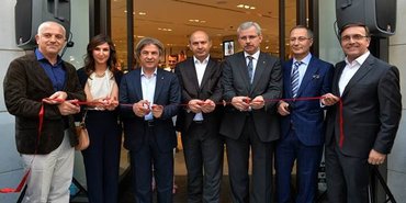 Vakıf Gökçek Han binası İstiklal Caddesi üzerinde açıldı