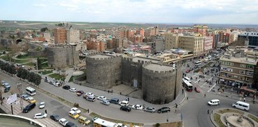 TOKİ Diyarbakır’a 1391 konut yaptıracak
