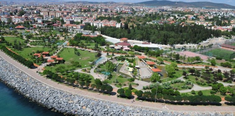 Tuzla’da 3 bina icralık oldu! 