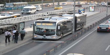 Anadolu Yakası metrobüs durakları 