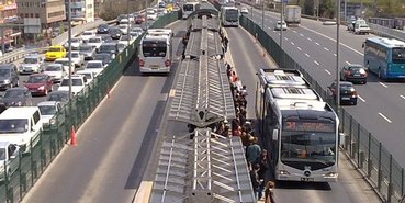 İBB'de metrobüs yolu seferberliği