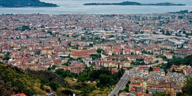 Deprem toplanma alanları "AVM"lere bırakıldı