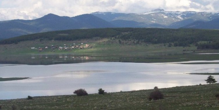 Döviz yükseldi, yabancı yatırımcının önü açıldı