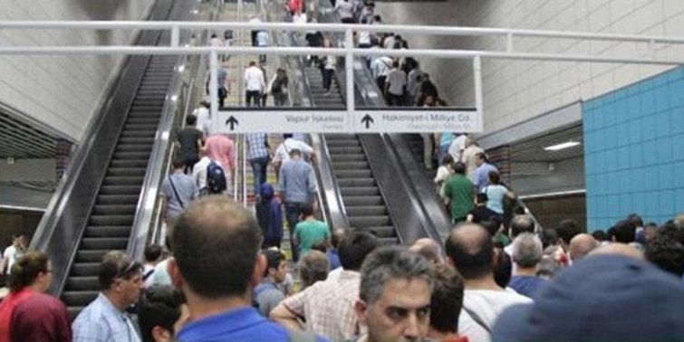 Mega projenin "yürüyemeyen" merdivenle imtihanı
