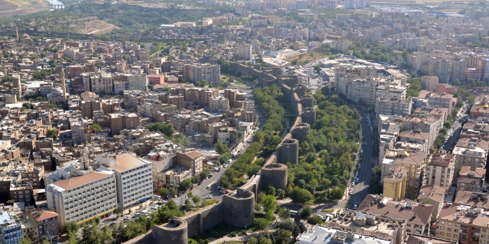 TOKİ’den Diyarbakır’a 596 konut geliyor!