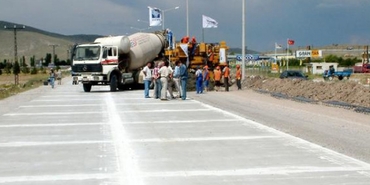 Yıllarca bozulmayan yol yapmak mümkün mü?