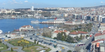 Kadıköy'e cami: Dini hizmet mi, siyasi simge mi?