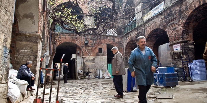 İstanbul'un tarihi binalarının rantla imtihanı