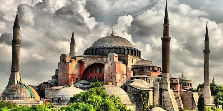 Yılların yıpratamadığı tarihi yapılar