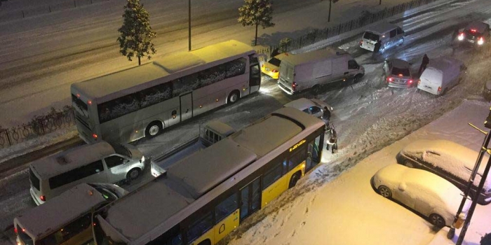 İstanbul'da gece çalışan ulaşım hatları