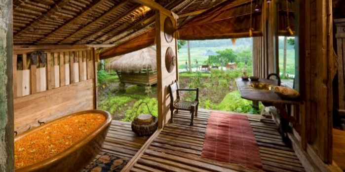 Büyüleyici Bali bambu evleri