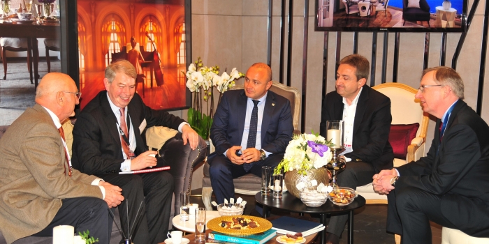 JLL Grup Başkanı'ndan Büyükyalı standına ziyaret