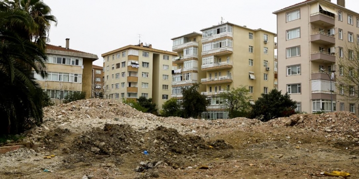Maltepe Belediyesi’nden yıkımlara asbest standardı