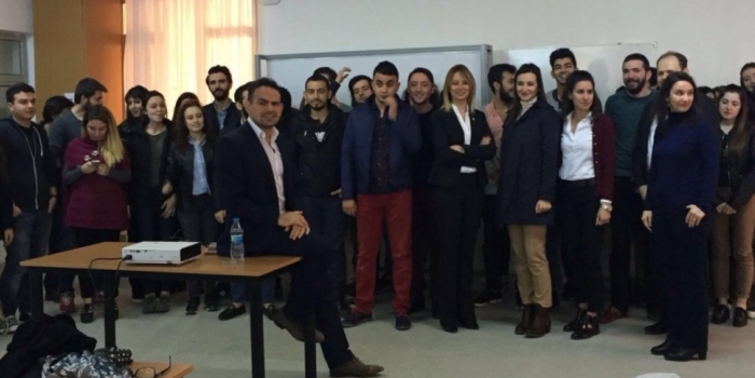 Canpa üniversitelilere ısı yalıtımını anlattı