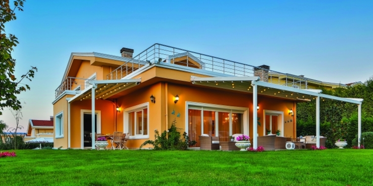 Bahçe keyfini arttıran Silver hareketli pergola