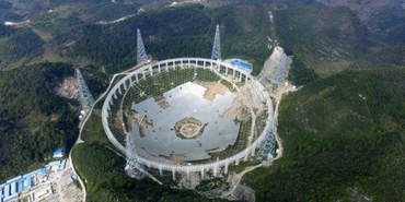 Dünyanın en büyük teleskobu Çin'de inşa ediliyor