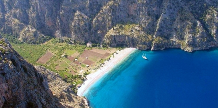 Antalya Demre'deki arsanın ihalesini Özak GYO kazandı