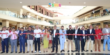 Manavgat'ın ilk AVM'si açıldı