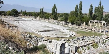 Afrodisias'ın dev havuzu bulundu