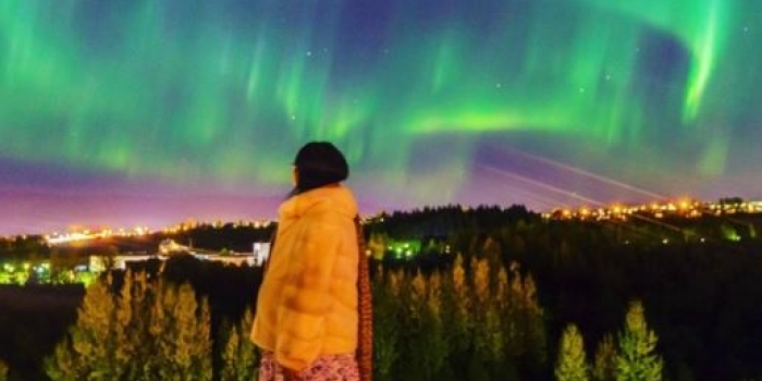 İzlanda'nın başkenti Reykjavik karanlığa büründü