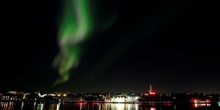 İzlanda'nın başkenti Reykjavik karanlığa büründü