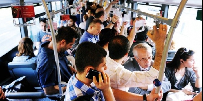 Uzmanlaşan metrobüs yolcularından tüyolar: Hedefe kitlenin