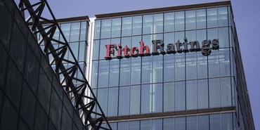 Fitch Türk bankacılık sektörünün notunu düşürdü