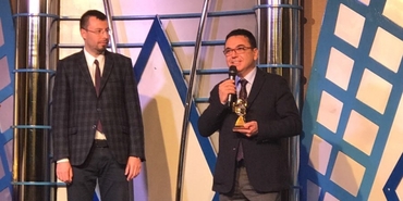 İstanbul Gelişim Üniversitesi'nden Özyurtlar Holding'e ödül 